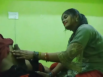 Nude orgy regarding total nakedness in HD videos