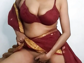 Observe this super-fucking-hot Indian maid get off with Saree sugary-sweet gash with Thick Bra-stuffers