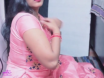 YourPinki's Indian wife Ravina desi gets slammed by her husband in super-hot homemade POINT OF VIEW movie