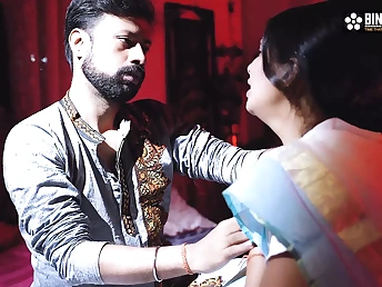 Desi Step Mummy & Step Sonny Get Kinky with Real Indian COUGAR in Hindi Audio