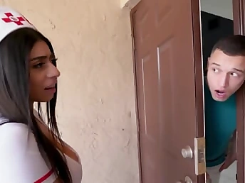 Violet Myers bangs a horny nurse who came to visit my parents - Massive tits mature action!