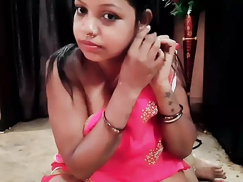 Observe Desi Housewife in Panties Have Fun with Herself in Torrid Solo Sesh