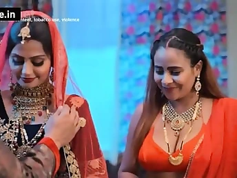 Ultra-kinky COUGAR Nasha Dekar gets her phat bum pounded firm in the Indian Casa