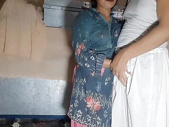 Pkgulnaz hooks up with Desi Indian Devar & their molten COUGAR buddy in this real homemade flick