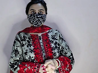 Saira Pakistan picked up & fucked in public off out of one's mind a hot big-dicked Pakistani MILF