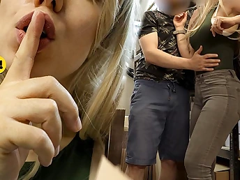 Foxy_Lovers gets a raw & contaminated creampie adjacent to someone's skin Warehouse