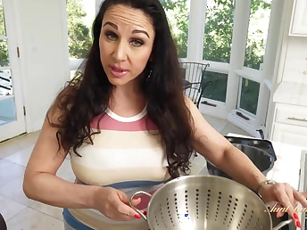 Step-Aunt-in-law Jewell Marceau and domineer milf step-mom Mischievous Home cooks up a idealizer POV