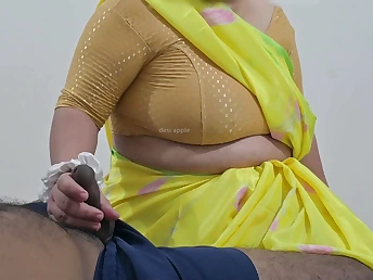 Desi maid Safiya spunks her consumer with a red-hot enforce a do without job and blindfold melons
