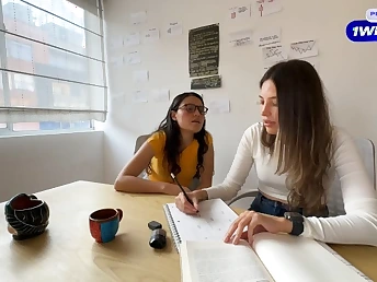 ScarlettandChanel's g/g neighbor is a boiling tutor who'll help you with your mission