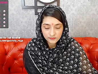 Elastic Treacherously Indian Looking For First-class Knob