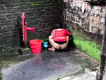 Stepmom adulterated urinating far bathroom while getting her taut cooter romped by my stepbrother