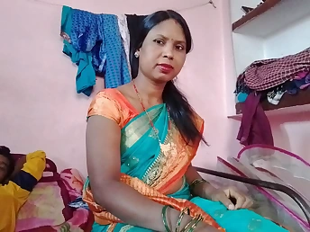 Watch this matured Indian granny get down added to dirty with her son's band together close by retro action