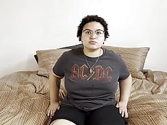 Bid Bootylicious: Big-Titted Bashful New-Cummer about AWESOME FORMS Gets Cast In Very First Porno