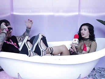 XBIZ Miami: Pillow Chat Taker's Intention Be useful to VIEW Interview surrounding Porno Effort Starlet