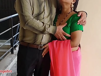 Desi bhabhi Arun & Raveena75 pounded away from horny landlord be fitting of brill